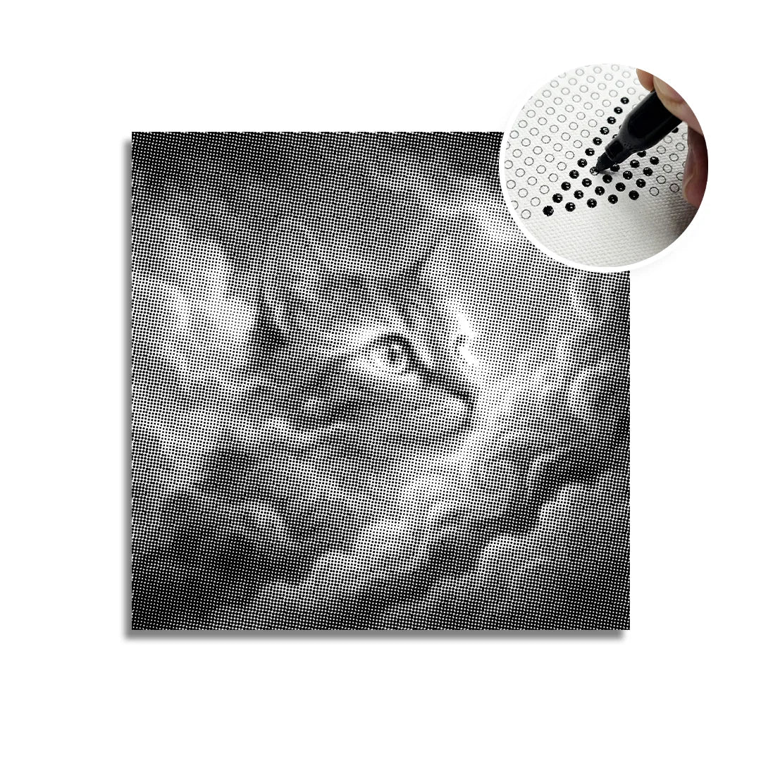 Vrouwen met een Wolf dot painting