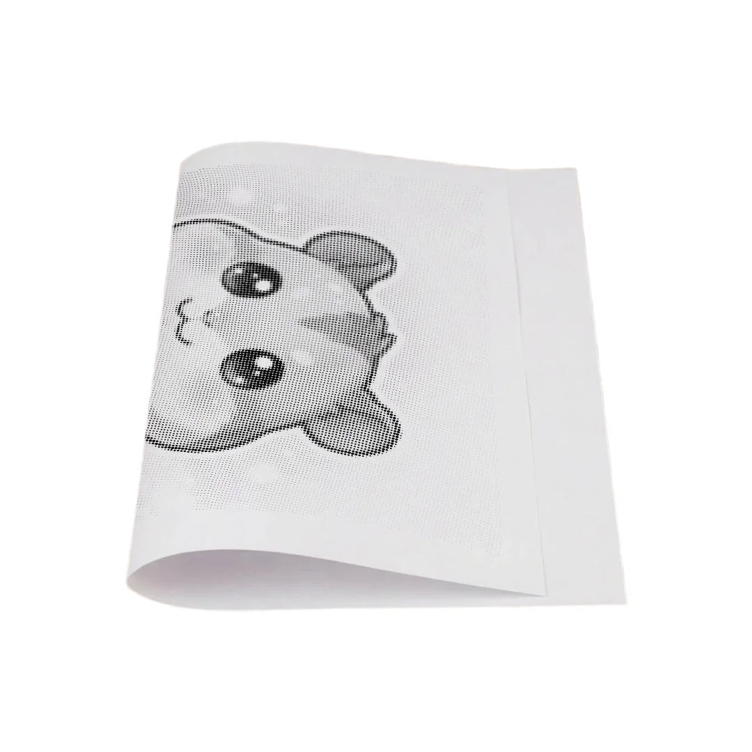 Vrouwen met een Wolf dot painting