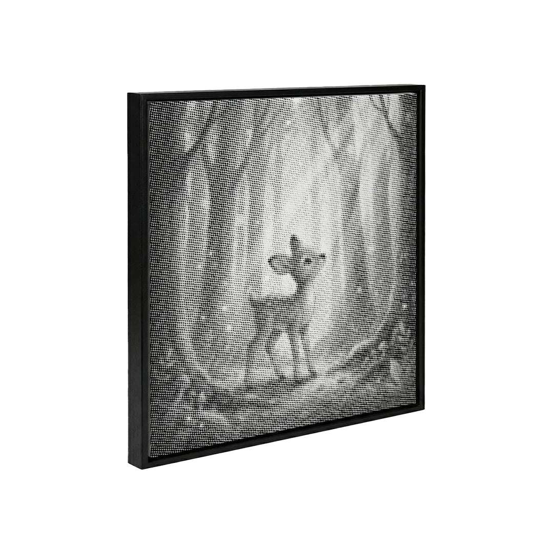 Vrouwen met een Wolf dot painting