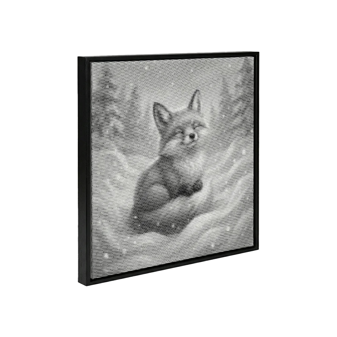 Vrouwen met een Wolf dot painting