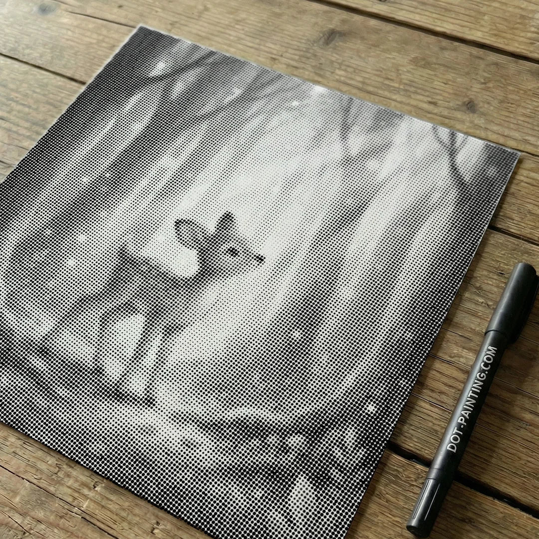 Vrouwen met een Wolf dot painting