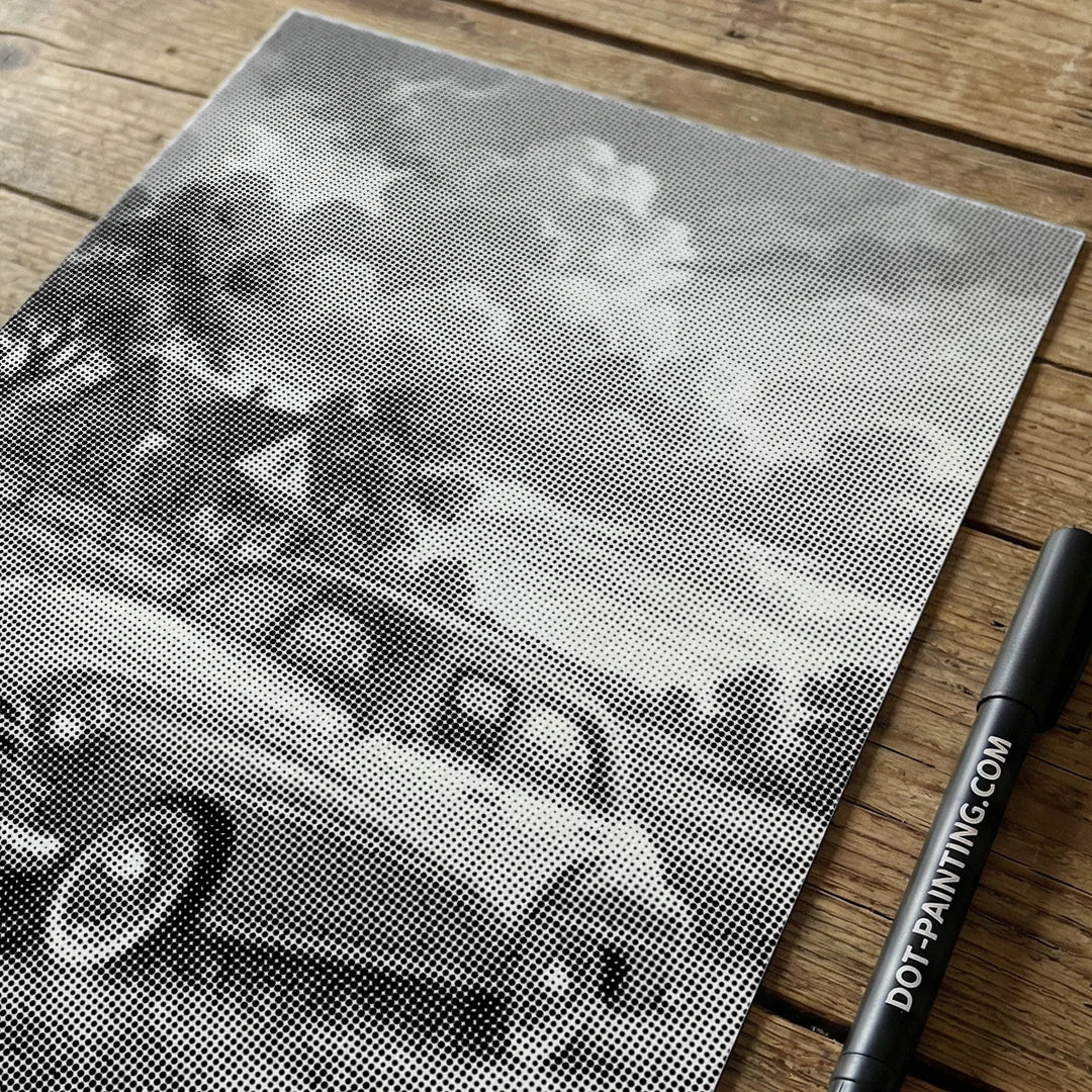 Vrouwen met een Wolf dot painting