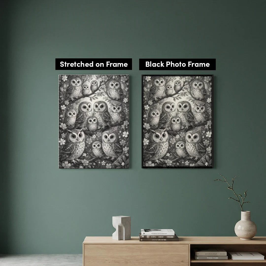 Vrouwen met een Wolf dot painting