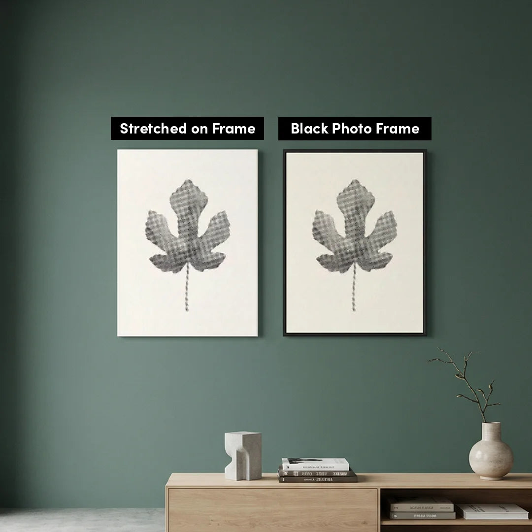 Vrouwen met een Wolf dot painting